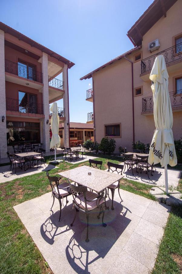 Casa Soarelui Hotel 2 Mai Exterior photo